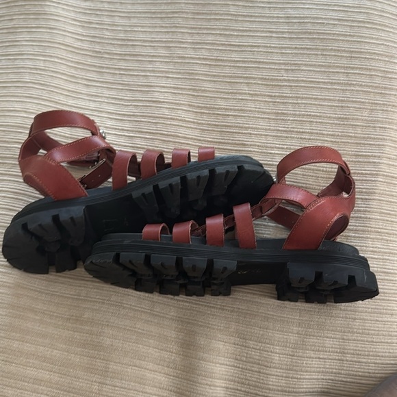 Free People Hadley Hammered Stud Sandals Size 40.5 - Picture 4 of 10